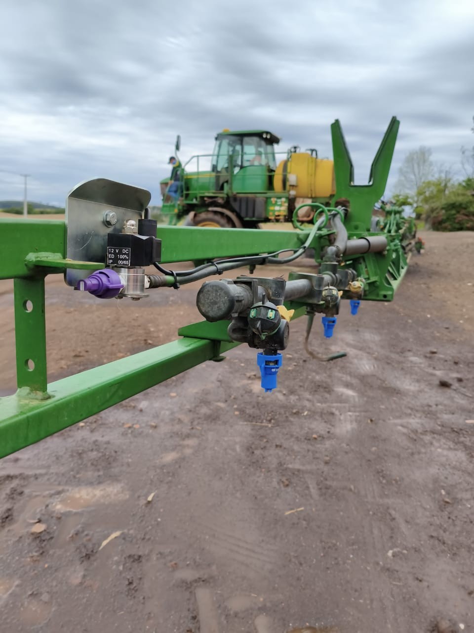 WhatsApp Image 2025-12-02 at 11.23.38 (1)